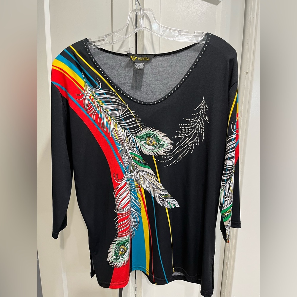 Bold, beautiful blouse